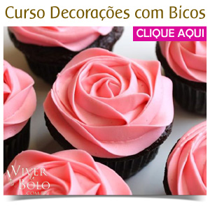 curso decorações com bico bolos na pratica